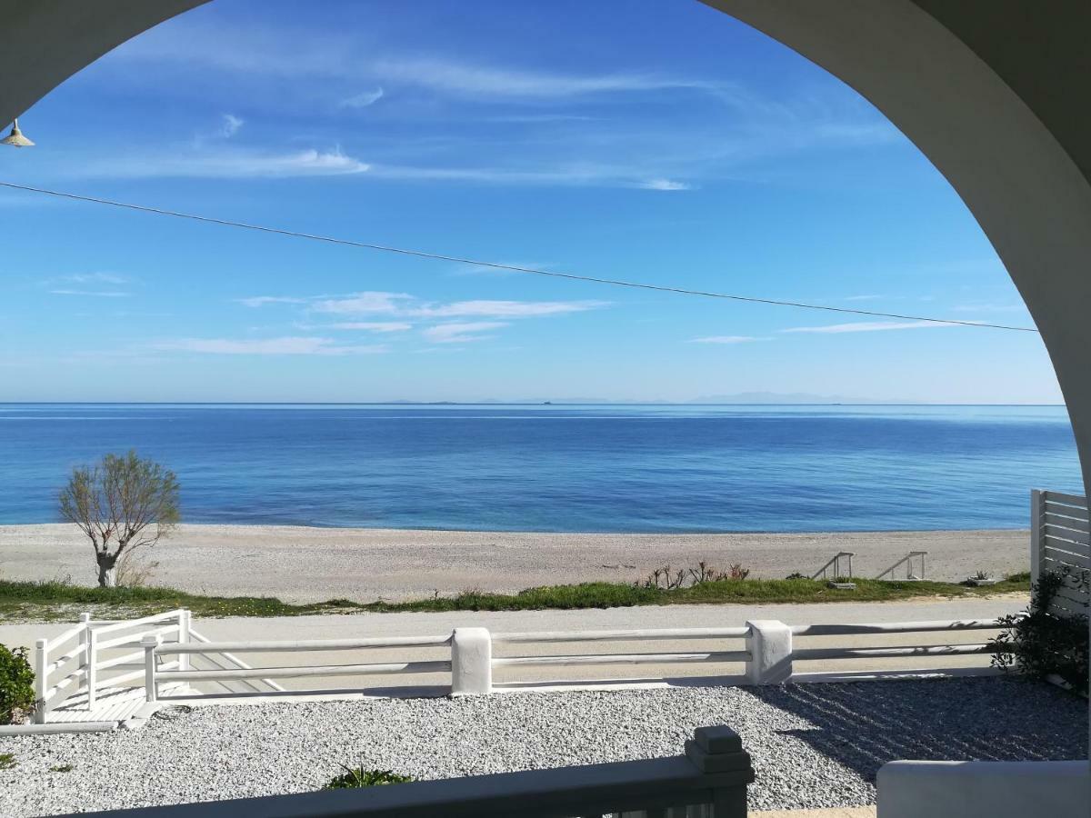 Villa Vagelis Mourteri Bagian luar foto